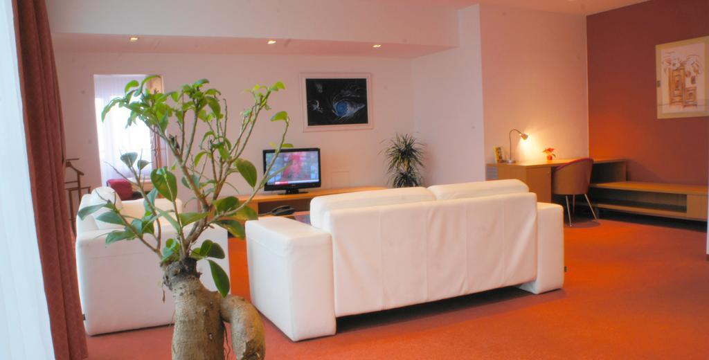 Hotel Avanti 4*